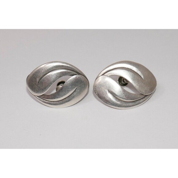 Beau Sterling Silver Oval Screw Back Earrings - Picture 1 of 6